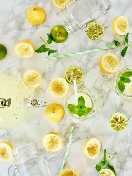 Lemonade – med citron og lime-Det Glade Køkken