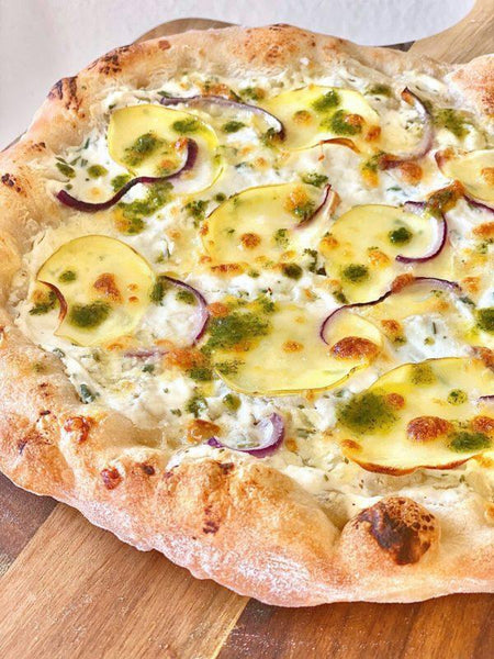 Pizza – med ricotta, kartofler og rosmarin-Det Glade Køkken